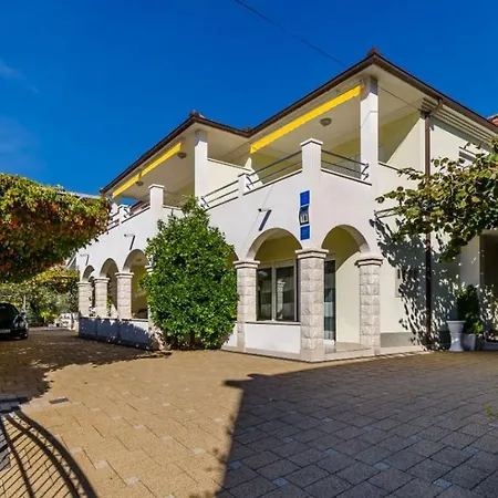 Apartment Palma *